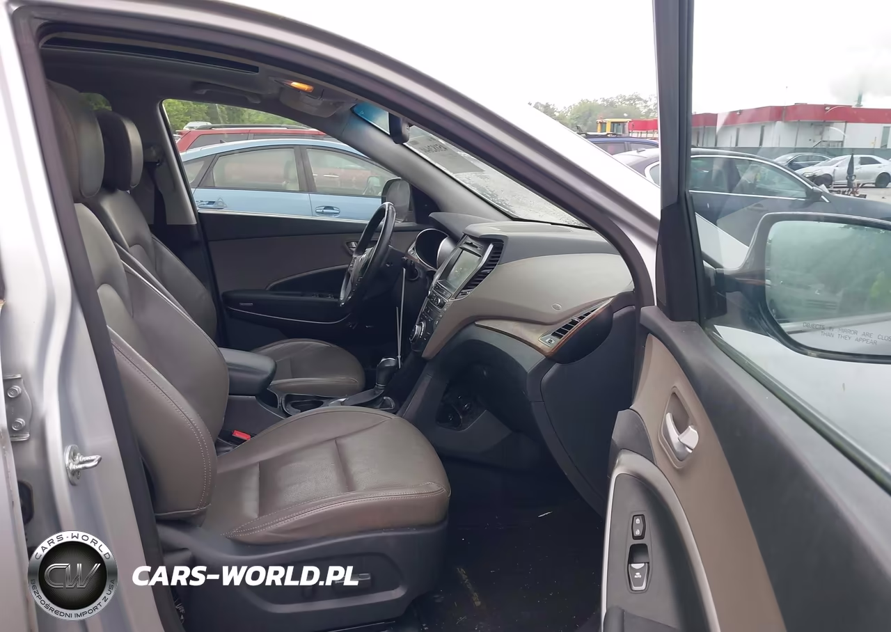 2017 Hyundai Santa Fe Limited Ultimate VIN:KM8SRDHF3HU197650 - 5