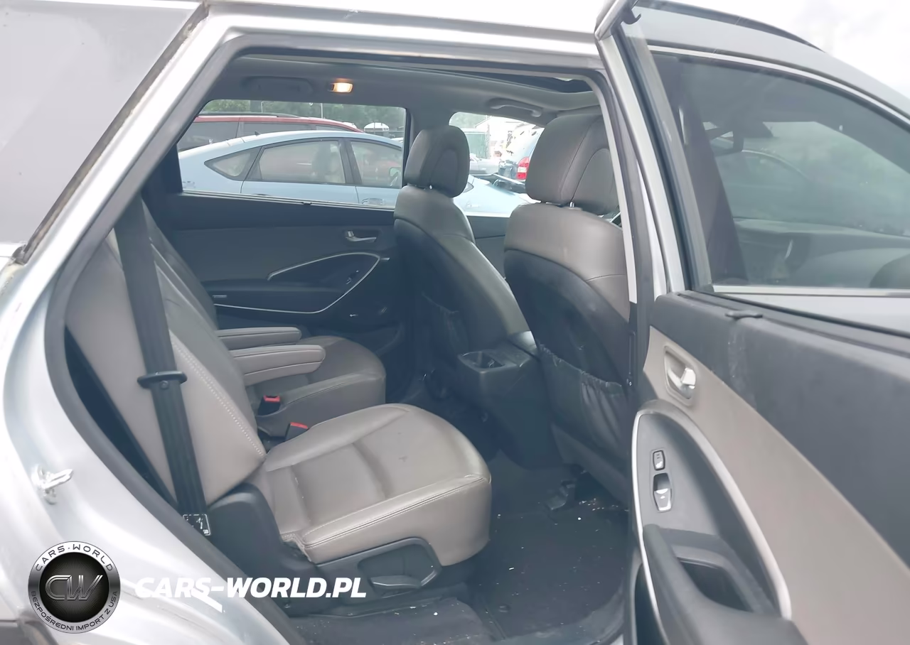 2017 Hyundai Santa Fe Limited Ultimate VIN:KM8SRDHF3HU197650 - 8