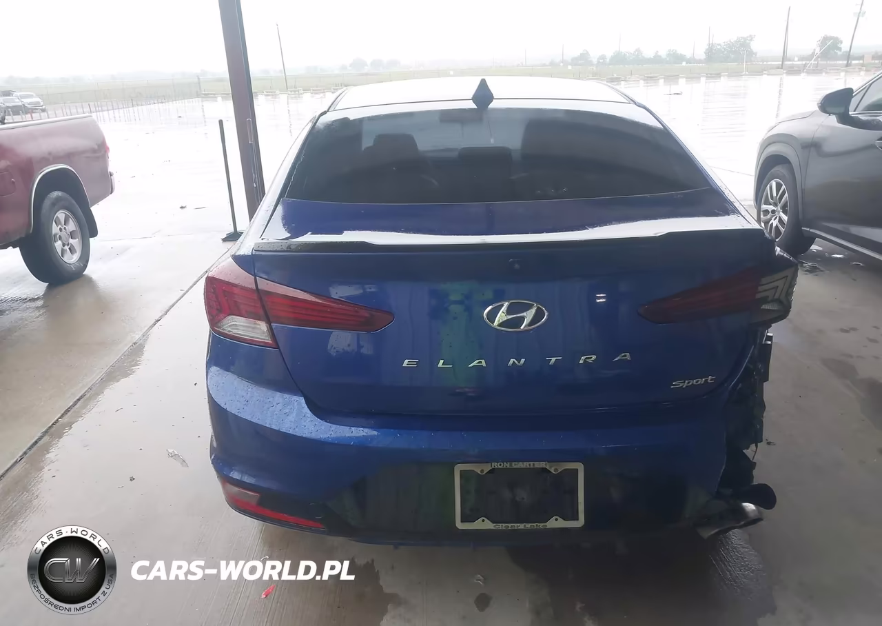 2019 Hyundai Elantra Sport VIN:KMHD04LB4KU861131 - 16