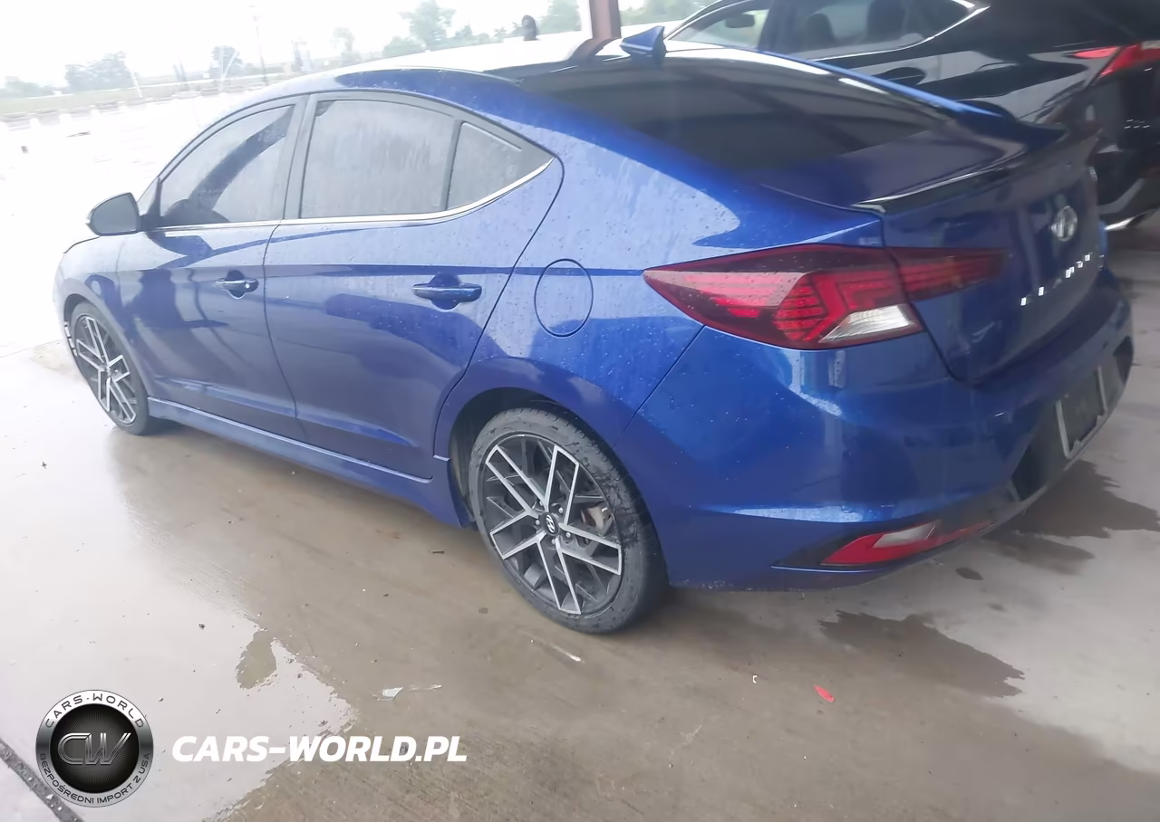 2019 Hyundai Elantra Sport VIN:KMHD04LB4KU861131 - 3