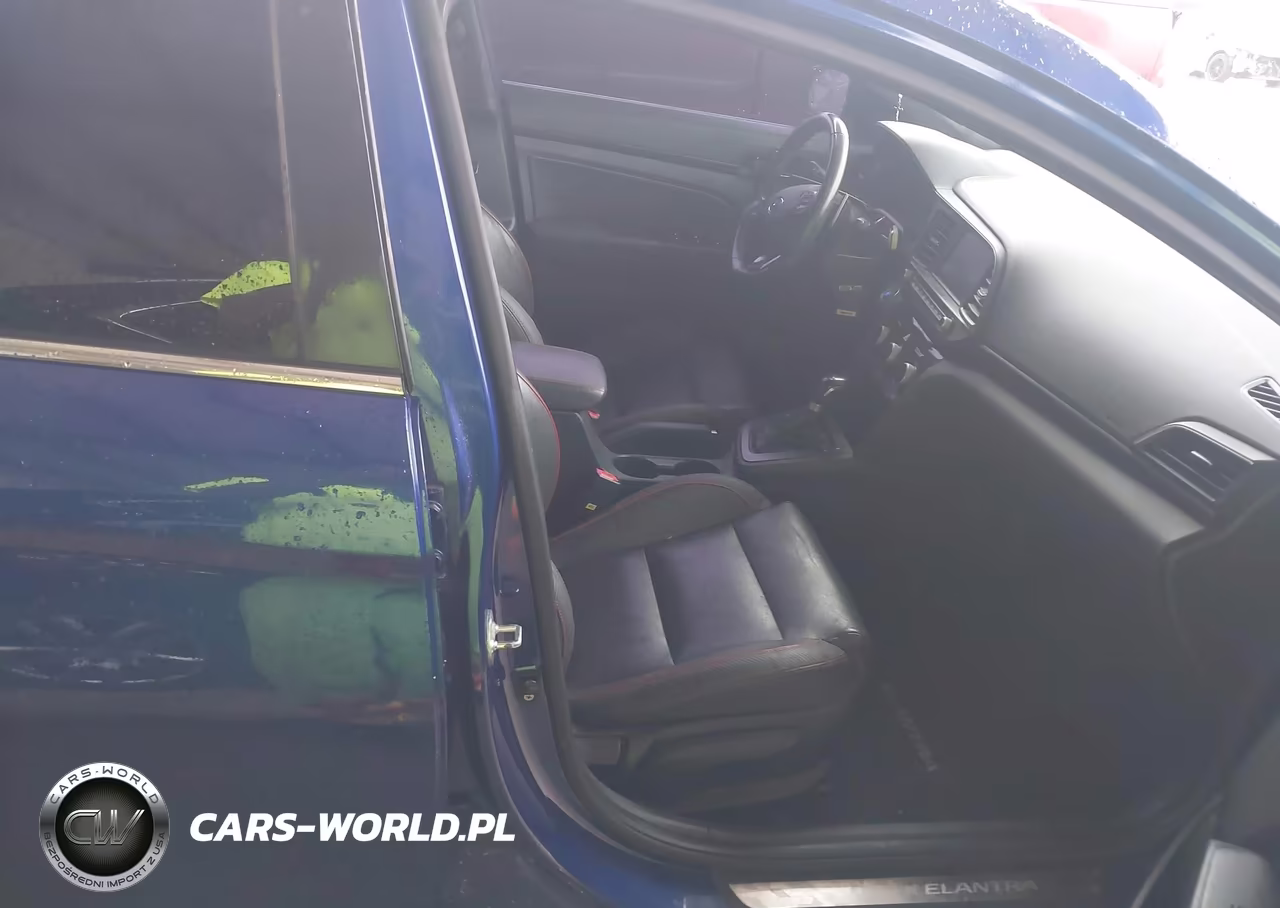 2019 Hyundai Elantra Sport VIN:KMHD04LB4KU861131 - 5