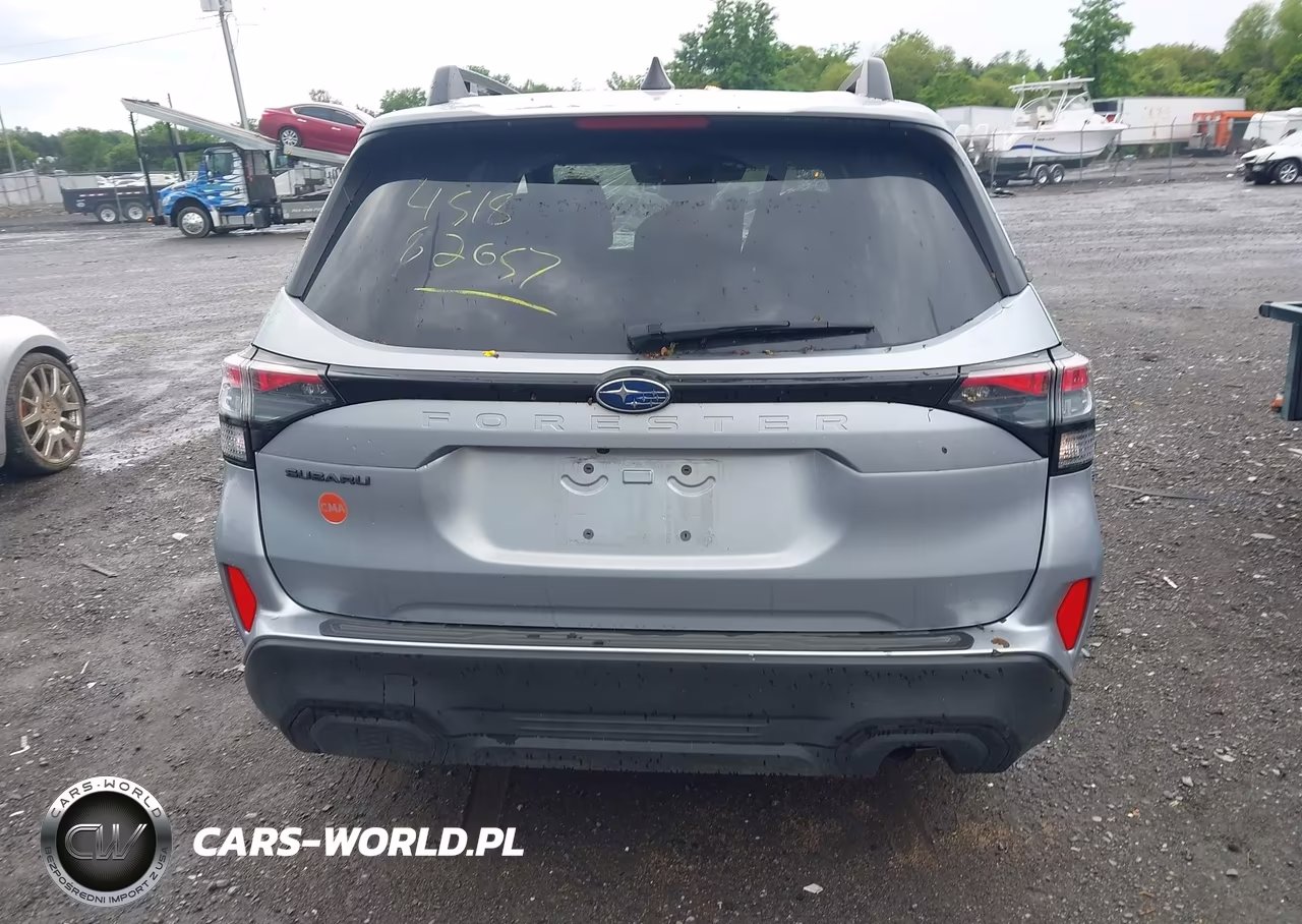 2025 Subaru Forester Premium VIN:JF2SLDDCXSH532342 - 15