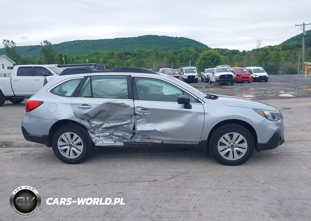 2019 Subaru Outback 2.5I VIN:4S4BSABC5K3282374 - 13