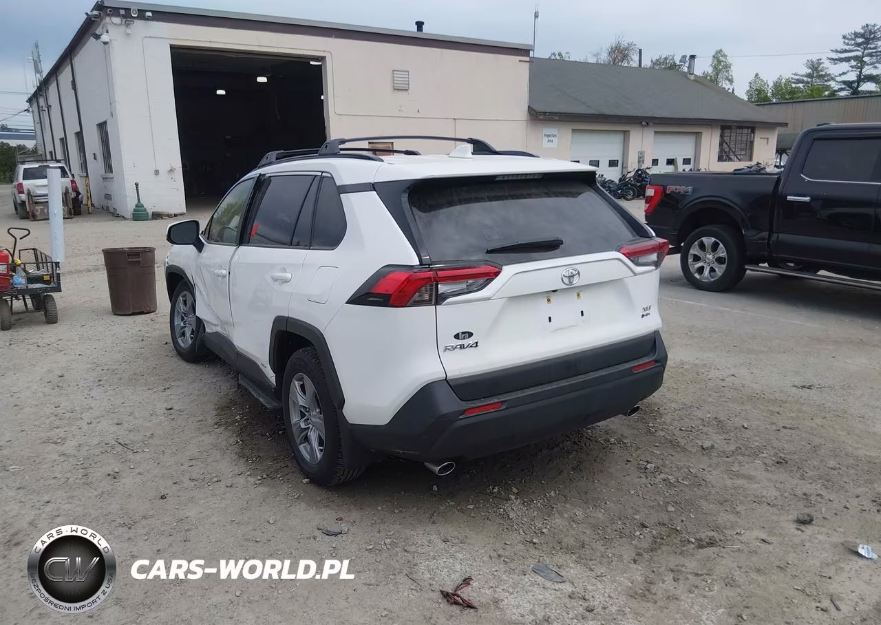 2025 Toyota Rav4 Hybrid Xle VIN:JTMRWRFV4SD287870 - 3