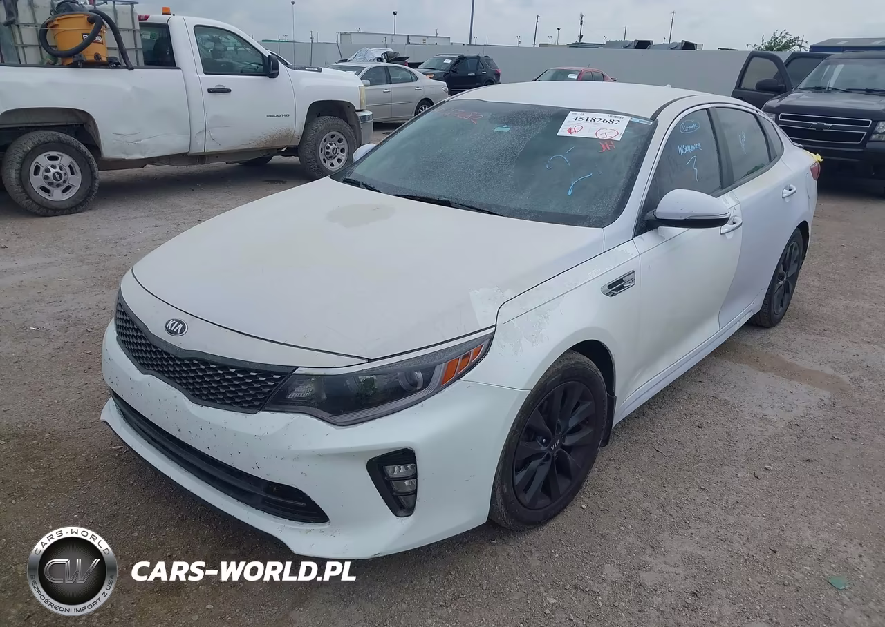 2018 Kia Optima S VIN:5XXGT4L30JG233072 - 2