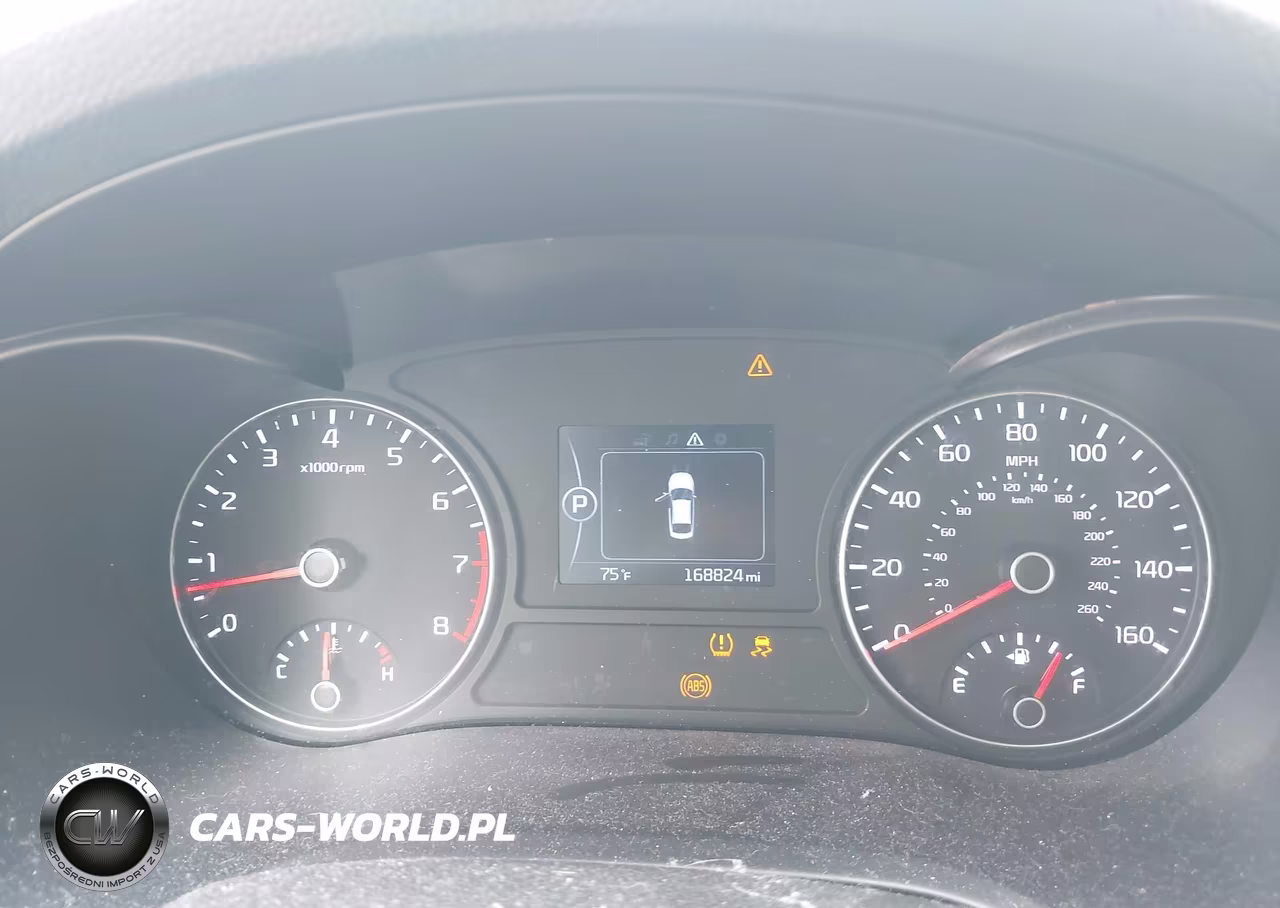 2018 Kia Optima S VIN:5XXGT4L30JG233072 - 7