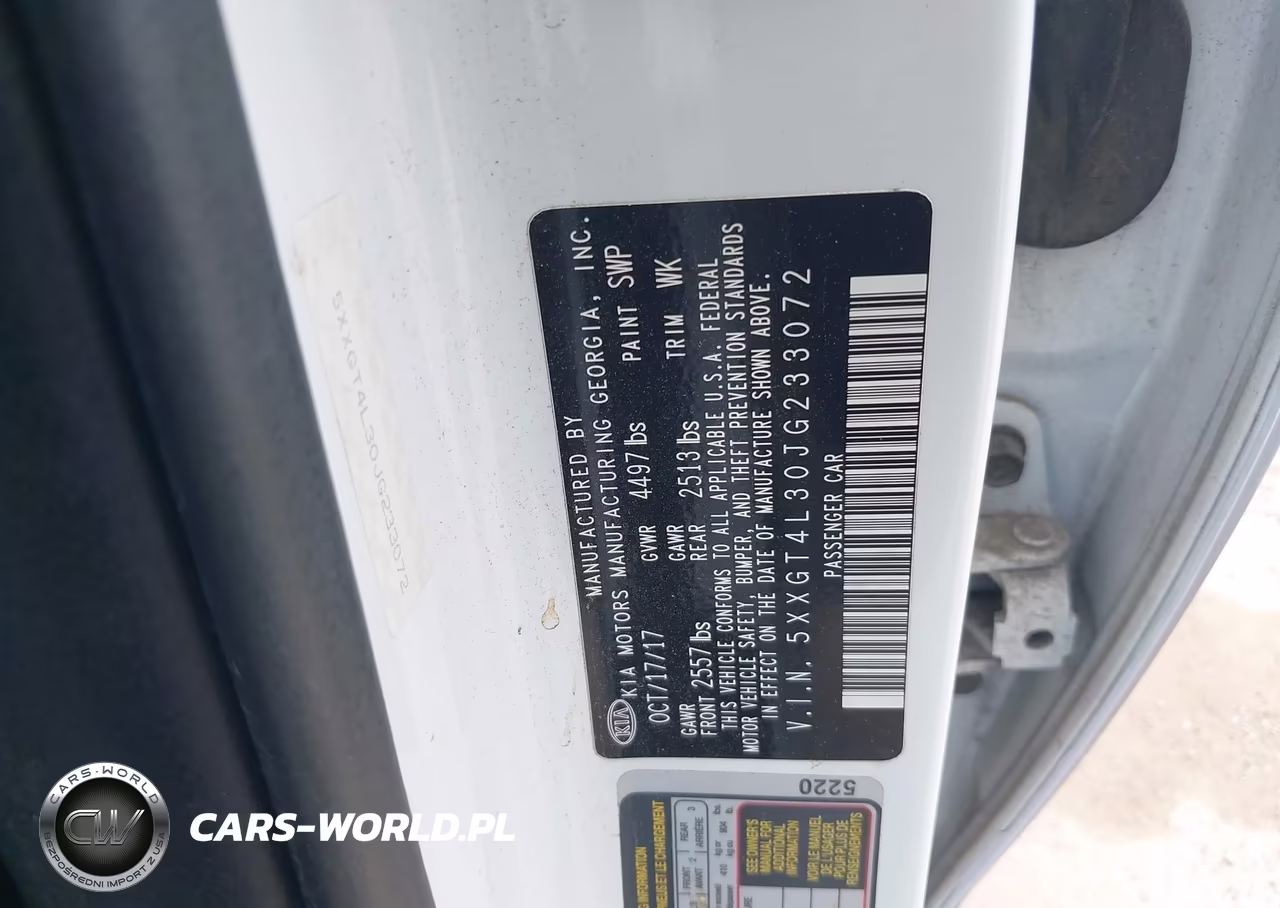 2018 Kia Optima S VIN:5XXGT4L30JG233072 - 9