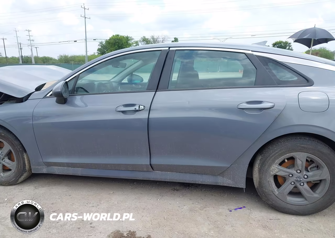 2022 Kia K5 Lxs VIN:5XXG14J26NG157749 - 14