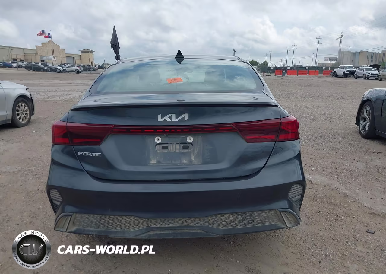 2023 Kia Forte Lxs VIN:3KPF24AD3PE567754 - 16