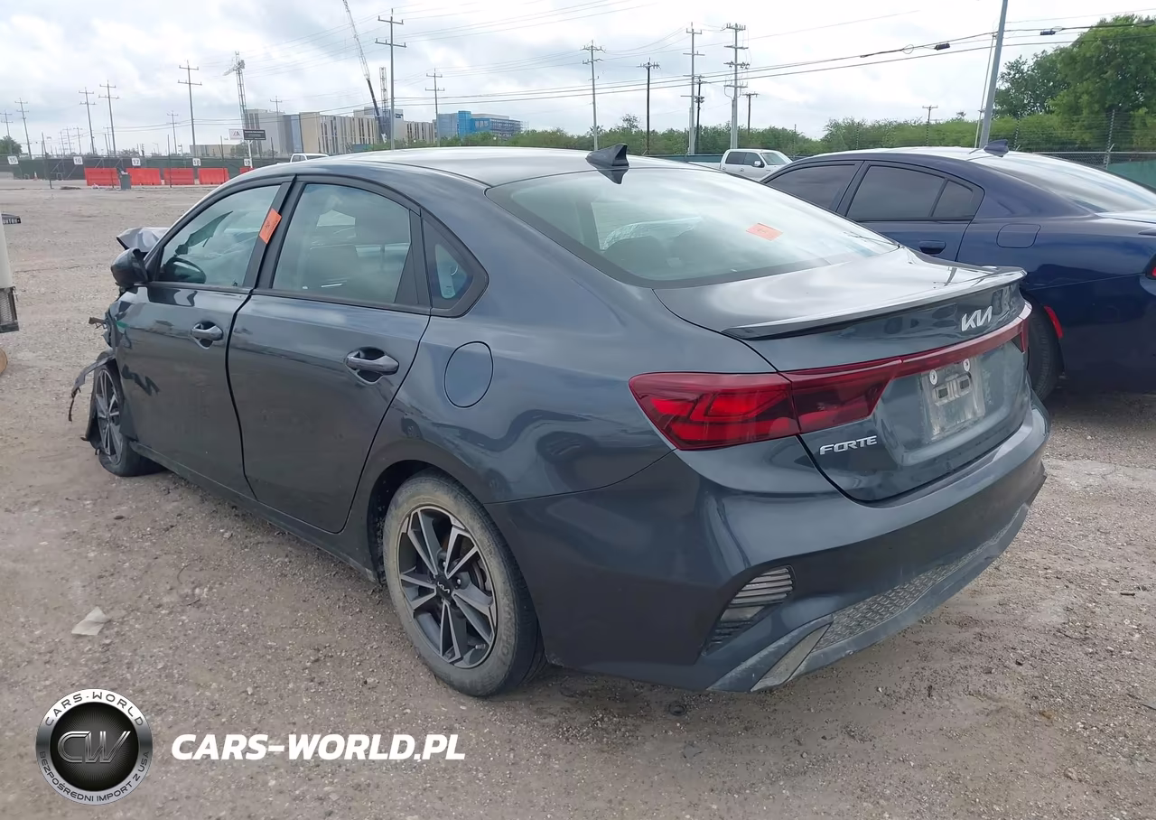 2023 Kia Forte Lxs VIN:3KPF24AD3PE567754 - 3