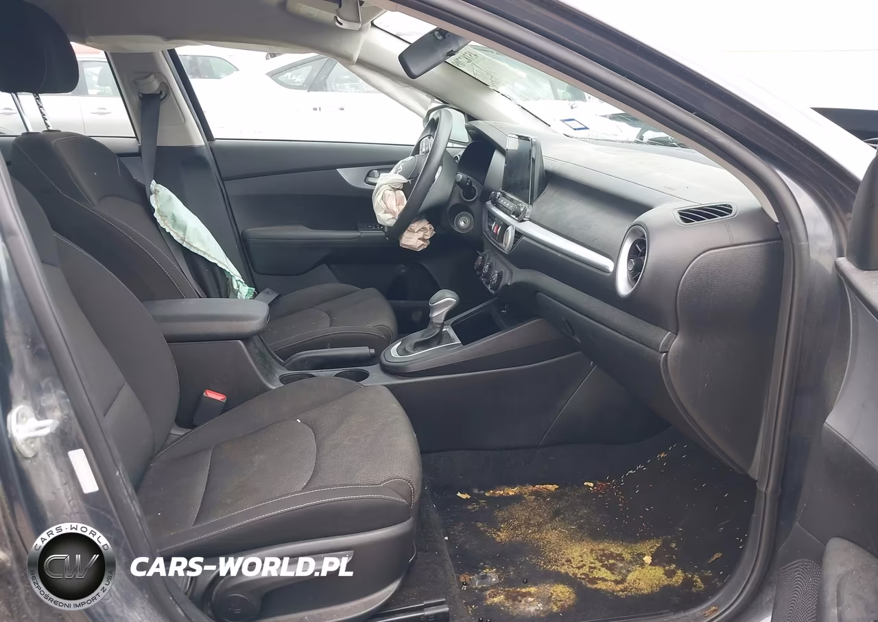 2023 Kia Forte Lxs VIN:3KPF24AD3PE567754 - 5