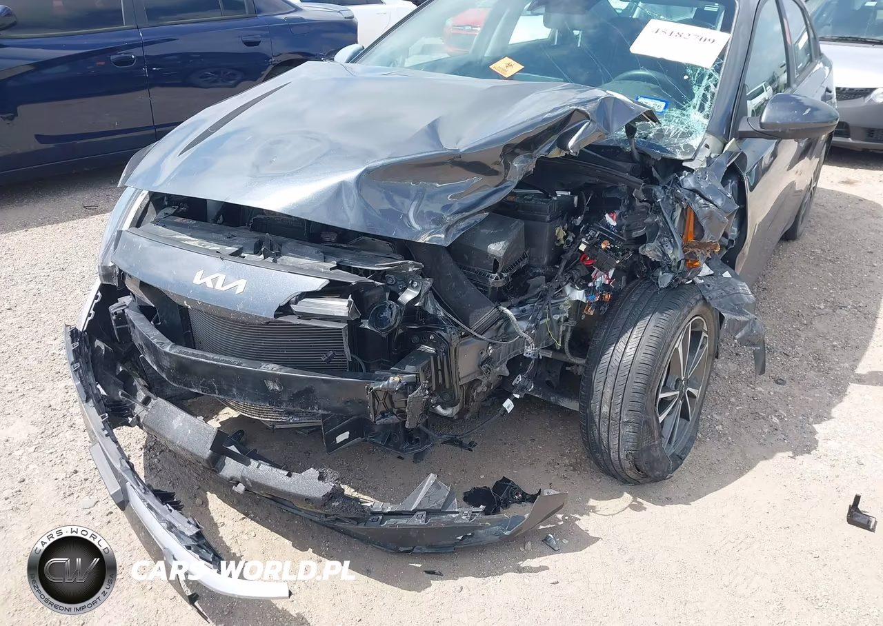 2023 Kia Forte Lxs VIN:3KPF24AD3PE567754 - 6