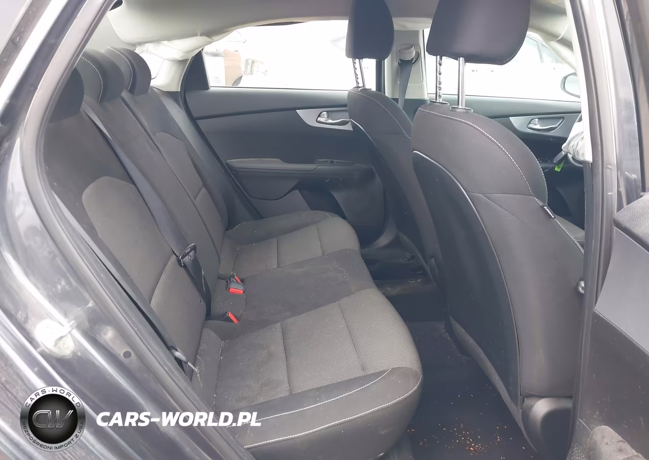 2023 Kia Forte Lxs VIN:3KPF24AD3PE567754 - 8