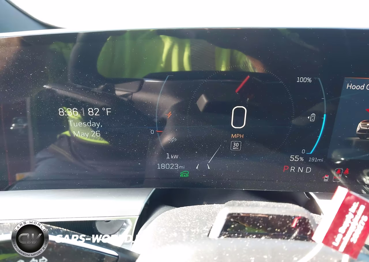2024 Cadillac Lyriq Luxury W-1Se VIN:1GYKPSRLXRZ137995 - 7
