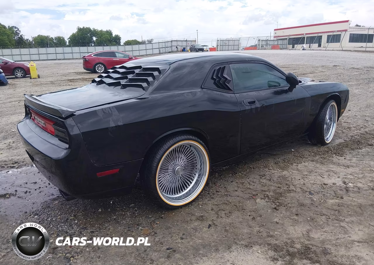 2010 Dodge Challenger Se VIN:2B3CJ4DV5AH229683 - 4