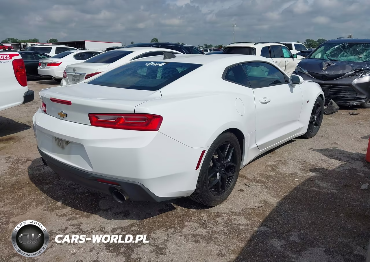 2018 Chevrolet Camaro 1Lt VIN:1G1FB1RX5J0164686 - 4
