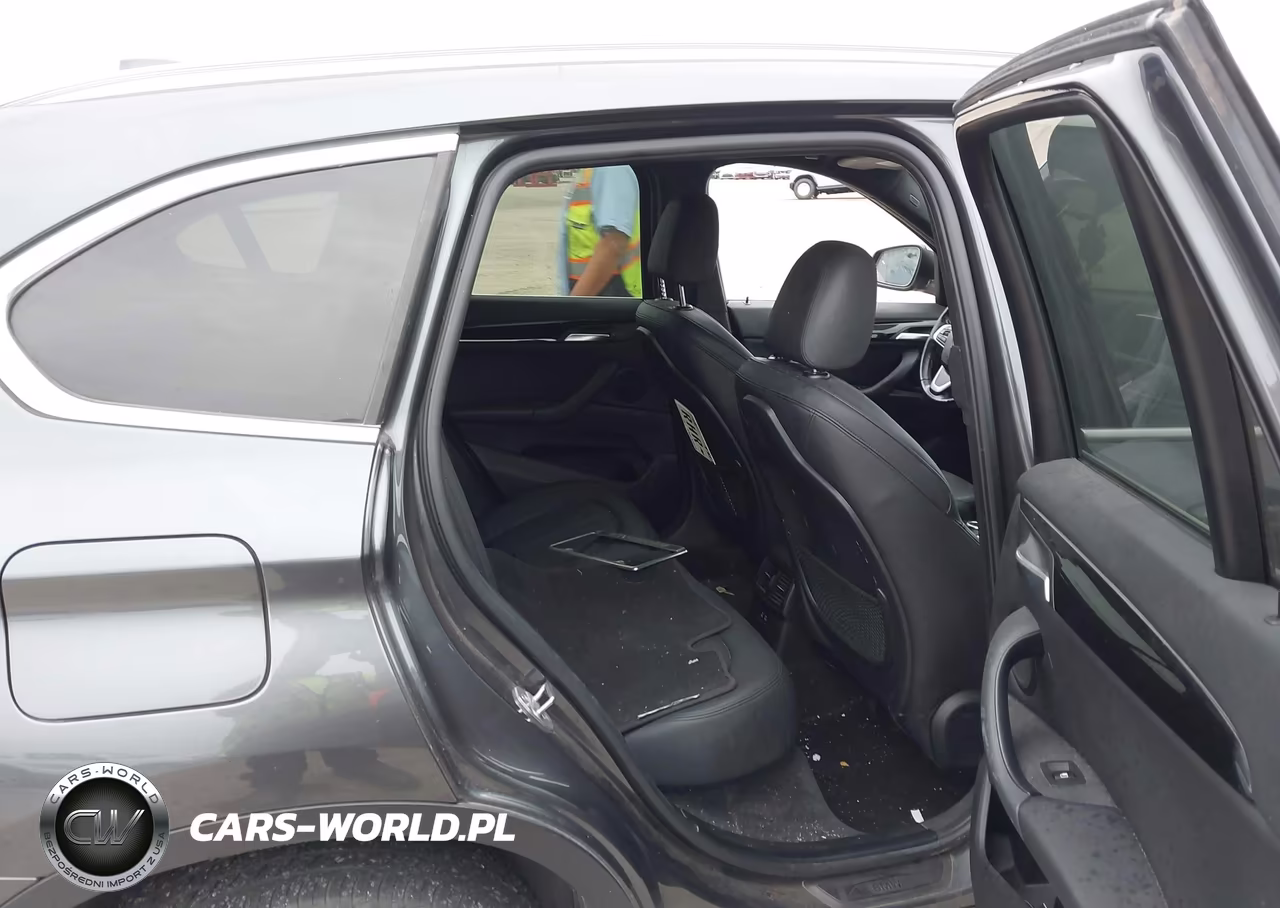 2019 BMW X1 Sdrive28I VIN:WBXHU7C56K5L09990 - 8
