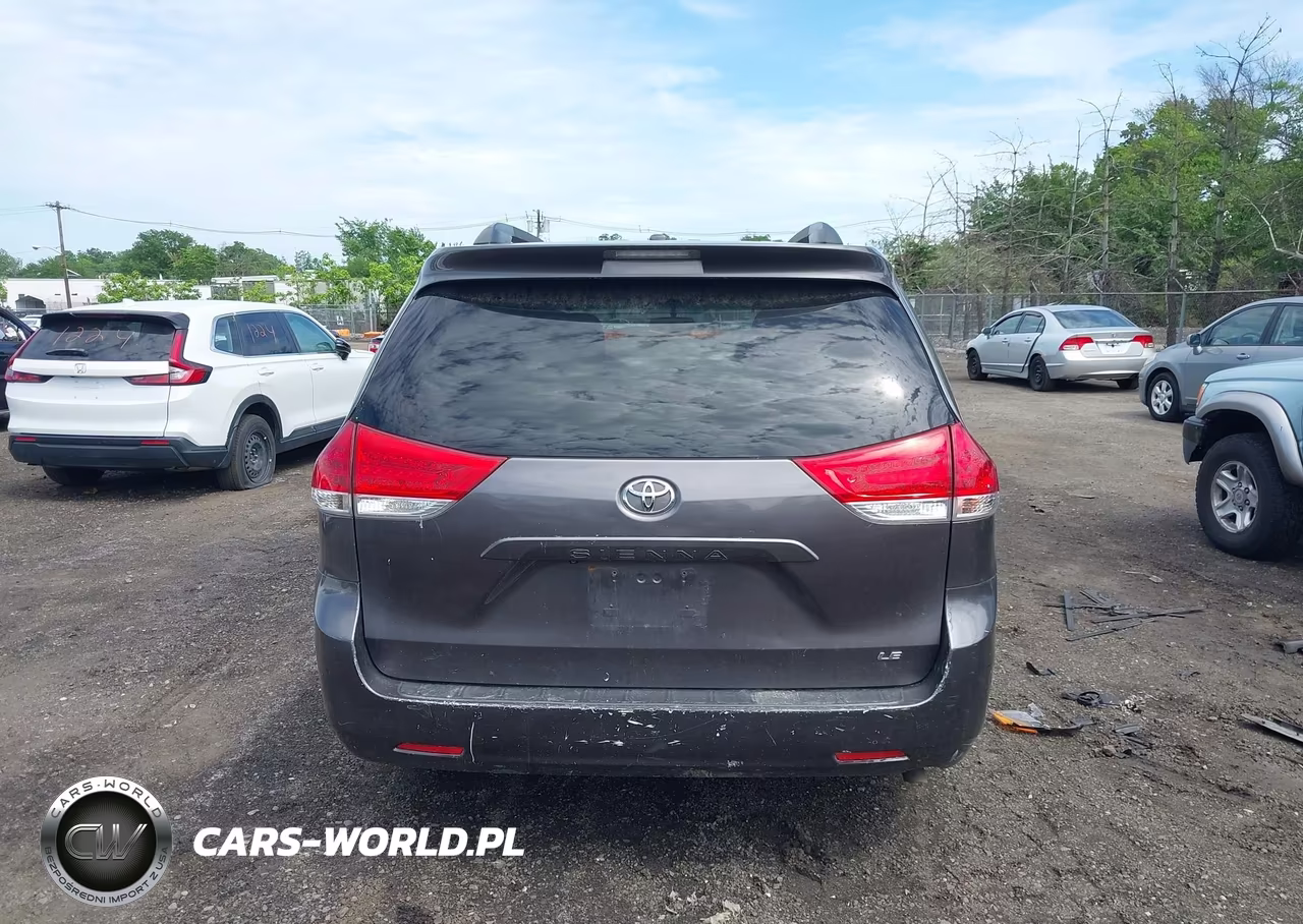 2013 Toyota Sienna Le V6 8 Passenger VIN:5TDKK3DC8DS344381 - 16