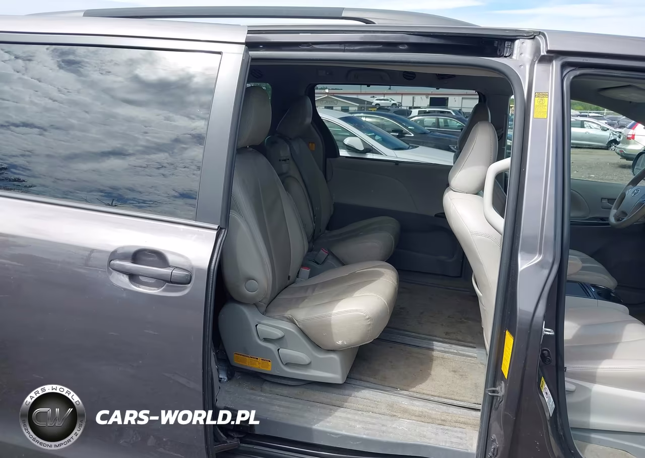 2013 Toyota Sienna Le V6 8 Passenger VIN:5TDKK3DC8DS344381 - 8