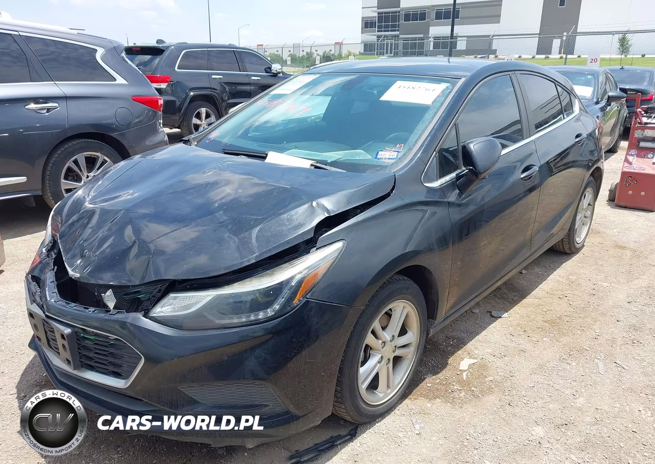 2018 Chevrolet Cruze Lt Auto VIN:3G1BE6SM5JS638034 - 2