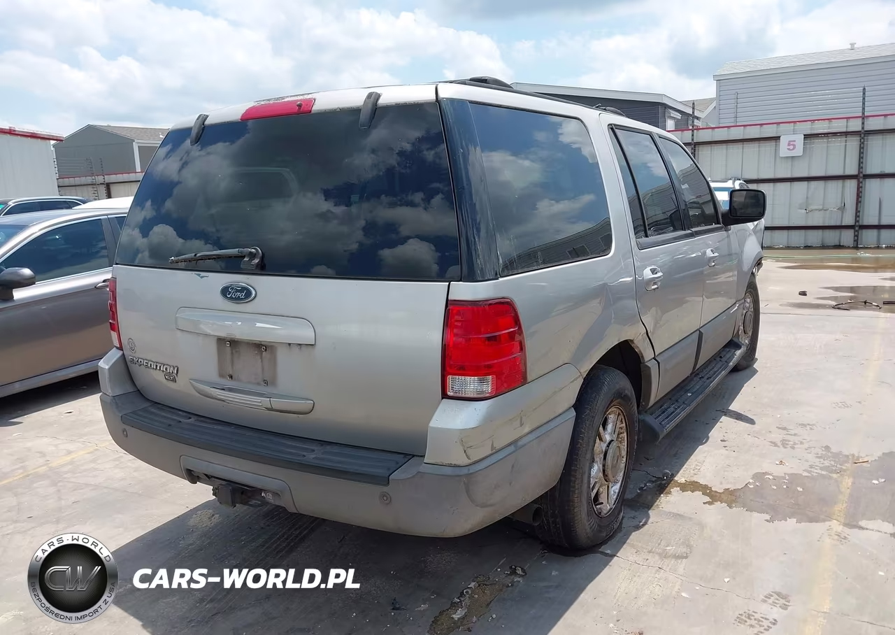 2003 Ford Expedition Xlt VIN:1FMRU15W63LA18659 - 4