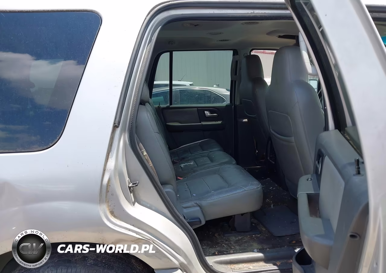 2003 Ford Expedition Xlt VIN:1FMRU15W63LA18659 - 8