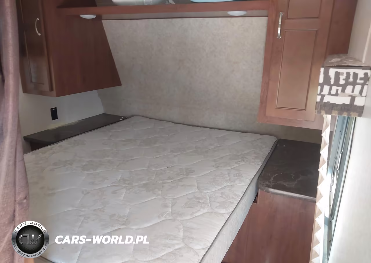 2017 Jayco Jay Flight Slx Serie VIN:1UJBJ0BR8H17X0244 - 8