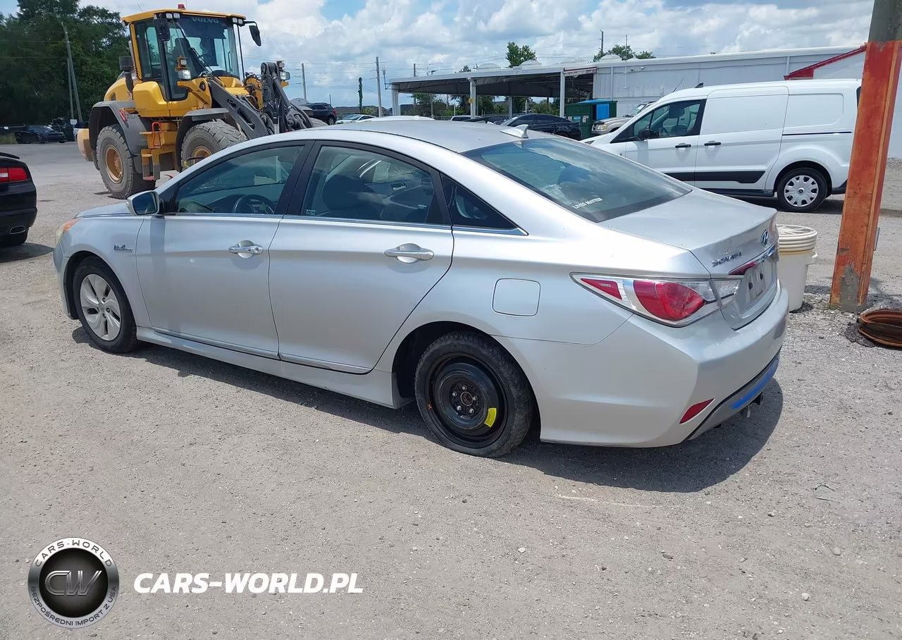 2013 Hyundai Sonata Hybrid VIN:KMHEC4A48DA083968 - 3