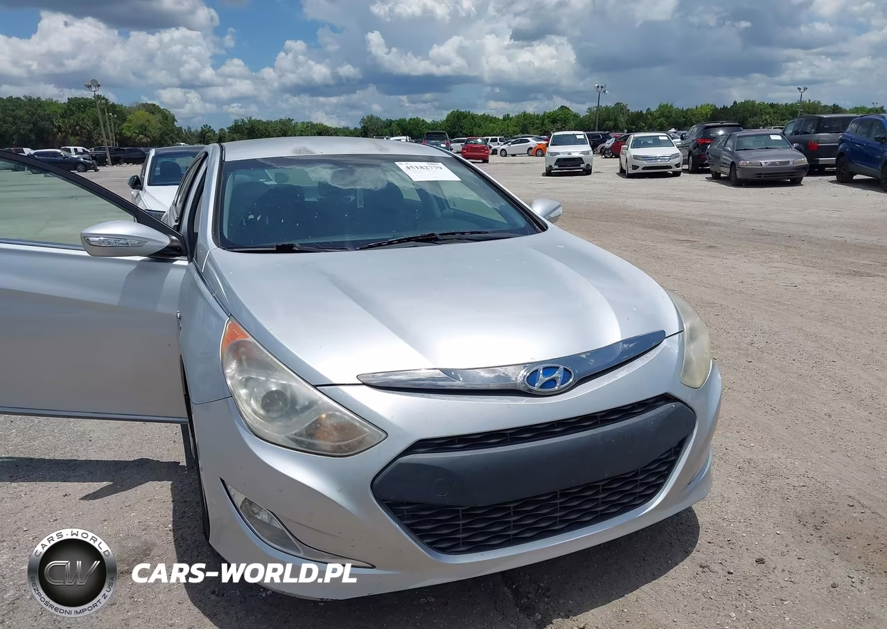 2013 Hyundai Sonata Hybrid VIN:KMHEC4A48DA083968 - 6