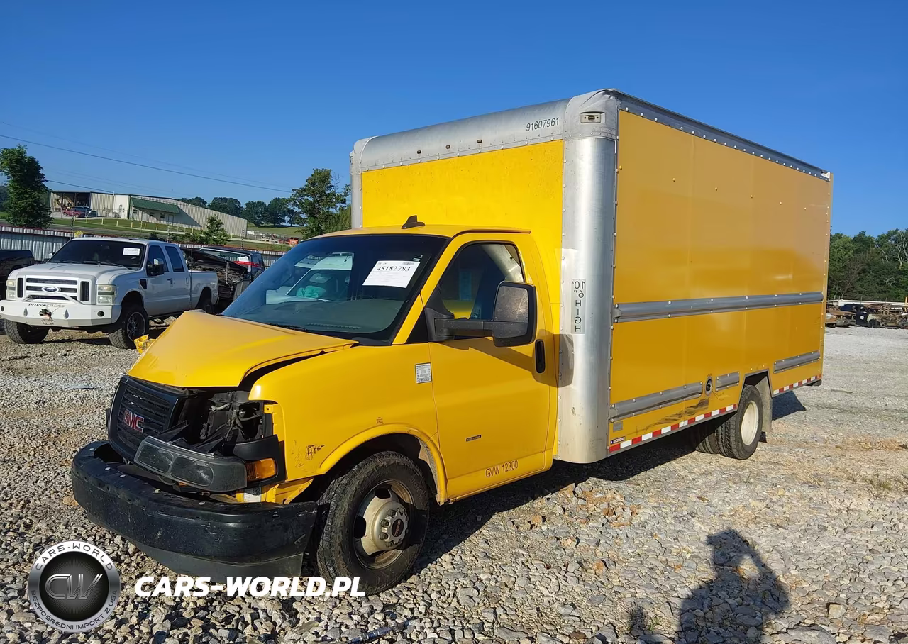 2018 GMC Savana Cutaway Work Van VIN:7GZ37TCG3JN900370 - 2
