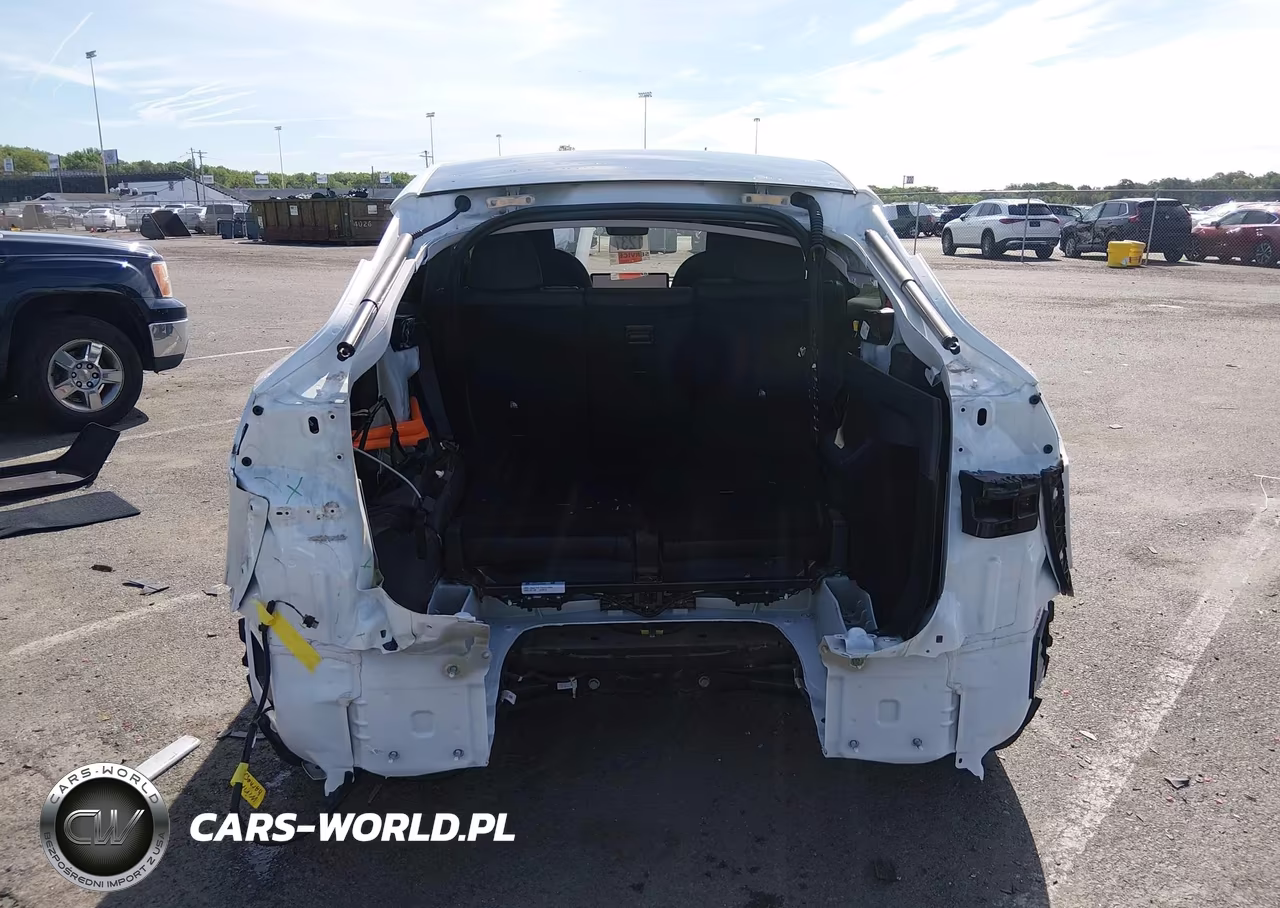 2024 Tesla Model Y Long Range Dual Motor All-Wheel Drive VIN:7SAYGAEE1RF132582 - 14