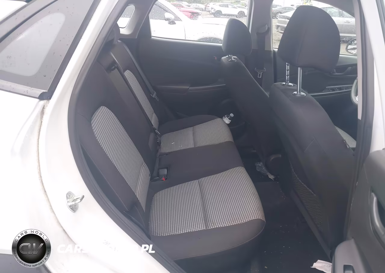 2019 Hyundai Kona Se VIN:KM8K1CAA2KU266884 - 8