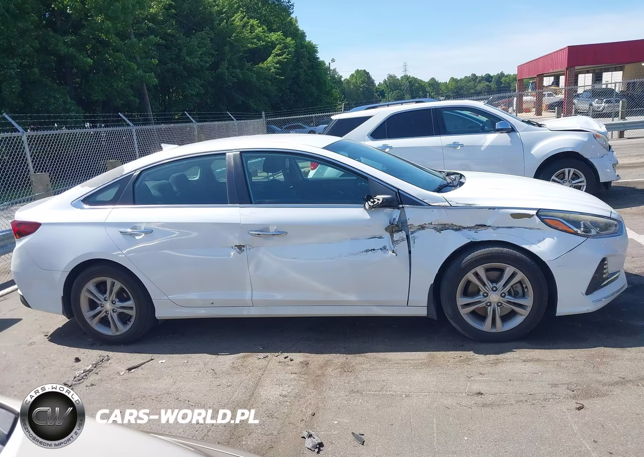 2018 Hyundai Sonata Sel VIN:5NPE34AF8JH652117 - 13