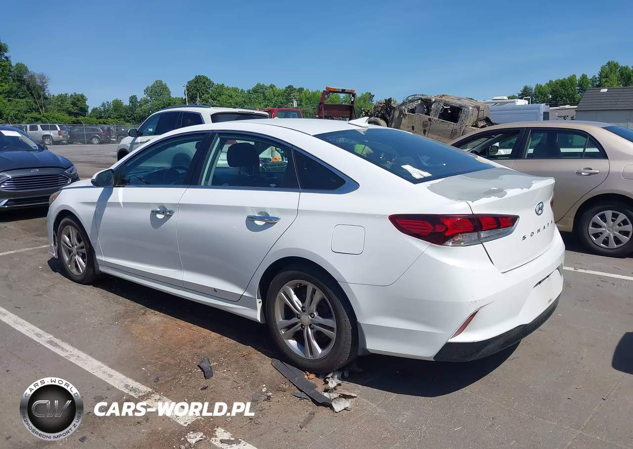 2018 Hyundai Sonata Sel VIN:5NPE34AF8JH652117 - 3