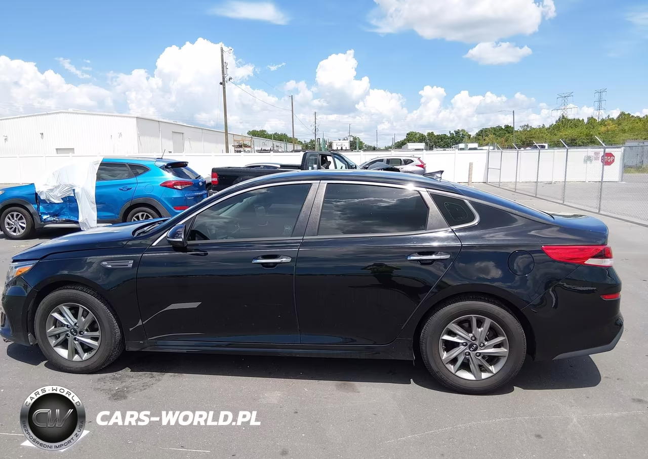 2019 Kia Optima Lx VIN:5XXGT4L31KG303194 - 14