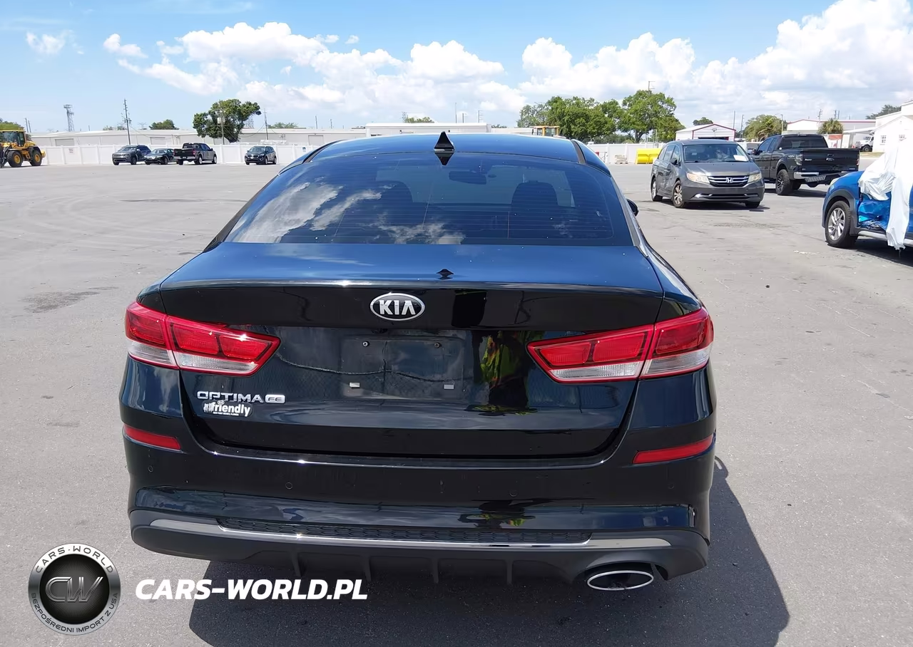 2019 Kia Optima Lx VIN:5XXGT4L31KG303194 - 16