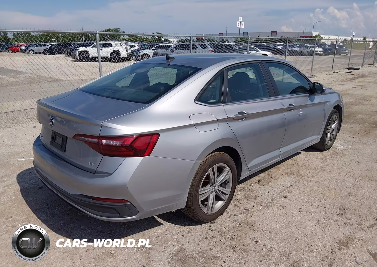 2024 Volkswagen Jetta 1.5T Se VIN:3VWEM7BU1RM015410 - 4