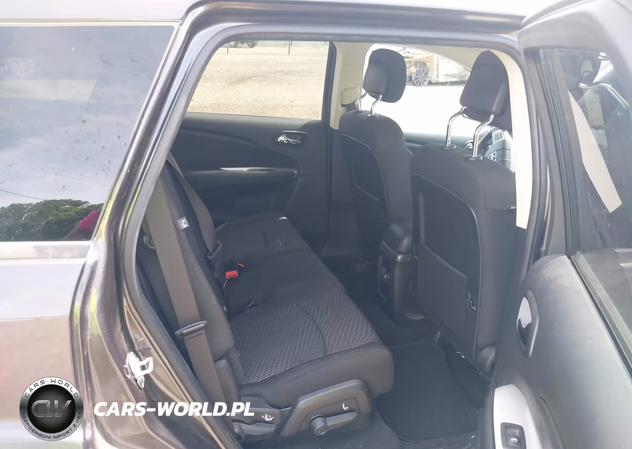 2020 Dodge Journey Se Value VIN:3C4PDCABXLT194662 - 8