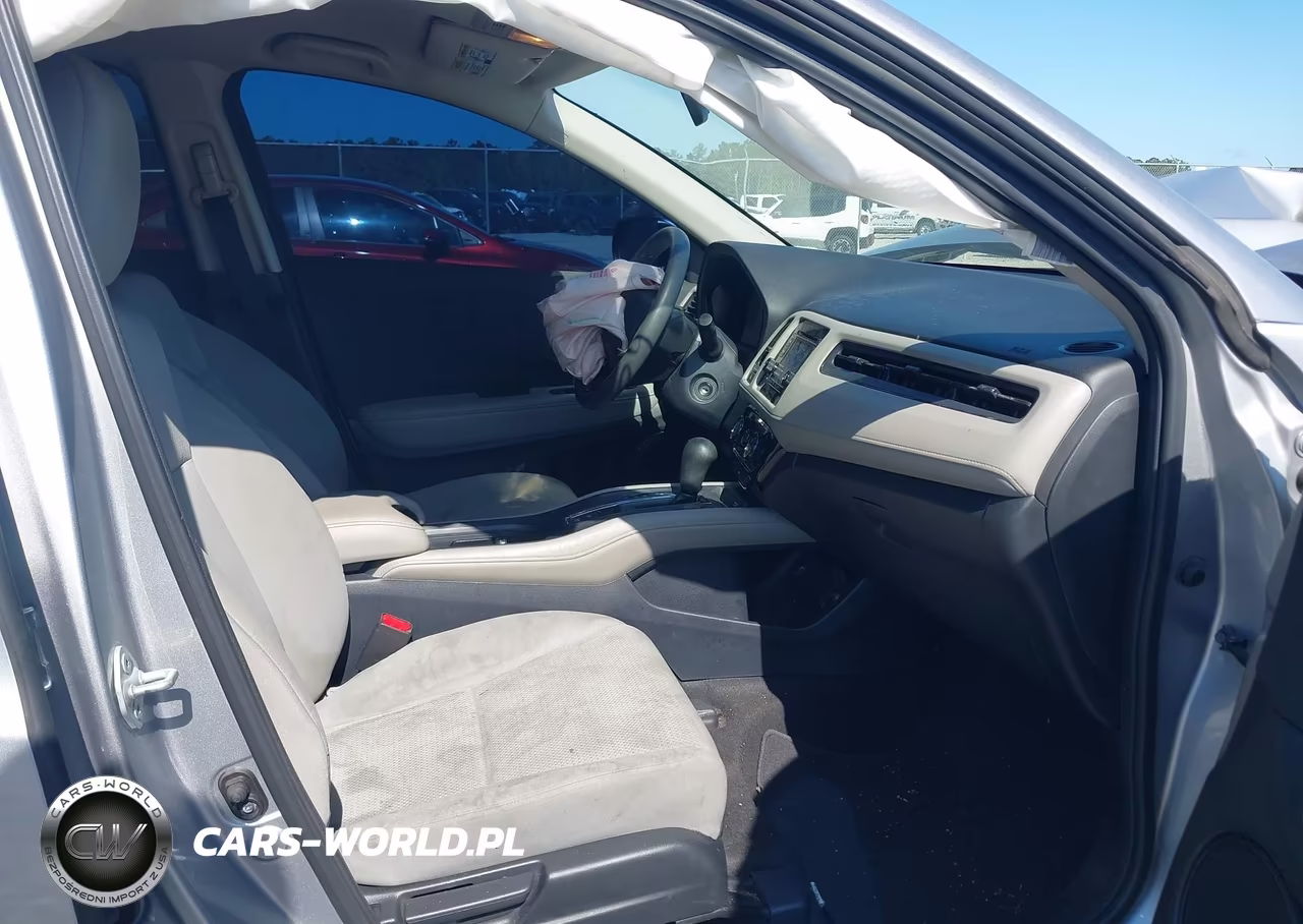 2022 Honda Hr-V Awd Lx VIN:3CZRU6H37NM761829 - 5