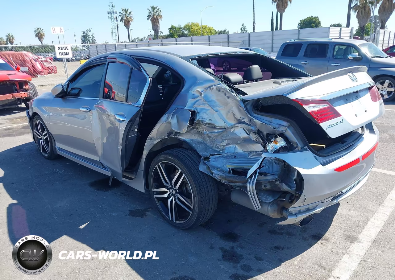 2017 Honda Accord Sport VIN:1HGCR2F56HA031472 - 3