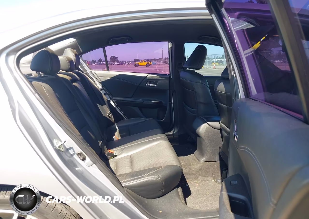 2017 Honda Accord Sport VIN:1HGCR2F56HA031472 - 8