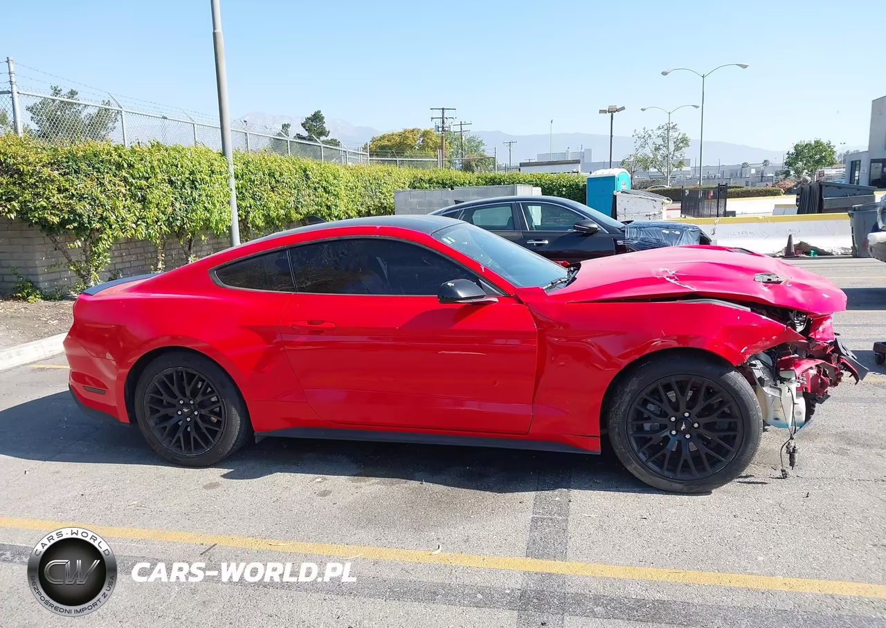 2021 Ford Mustang Ecoboost Premium Fastback VIN:1FA6P8TH2M5150115 - 14