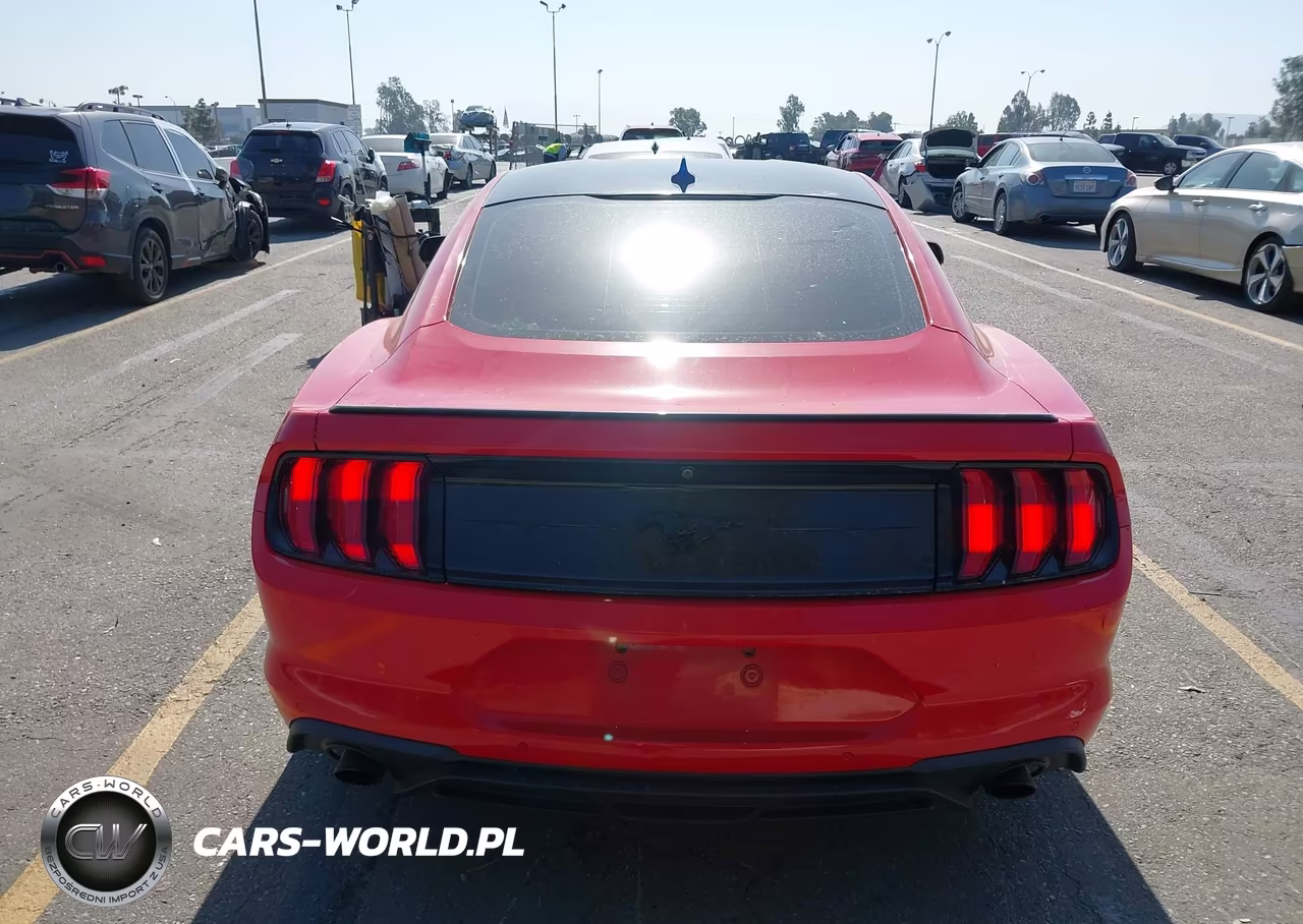 2021 Ford Mustang Ecoboost Premium Fastback VIN:1FA6P8TH2M5150115 - 17
