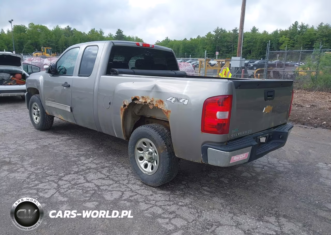 2012 Chevrolet Silverado 1500 Ls VIN:1GCRKREA1CZ229424 - 3