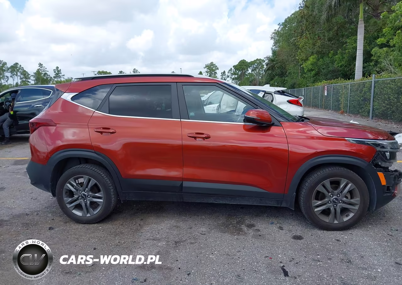 2021 Kia Seltos S VIN:KNDEU2AA3M7172761 - 14