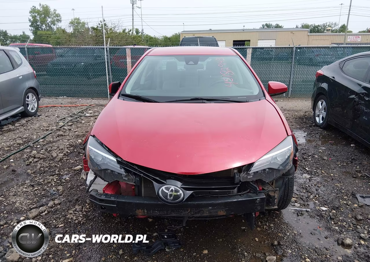 2018 Toyota Corolla Le VIN:2T1BURHE1JC015373 - 13