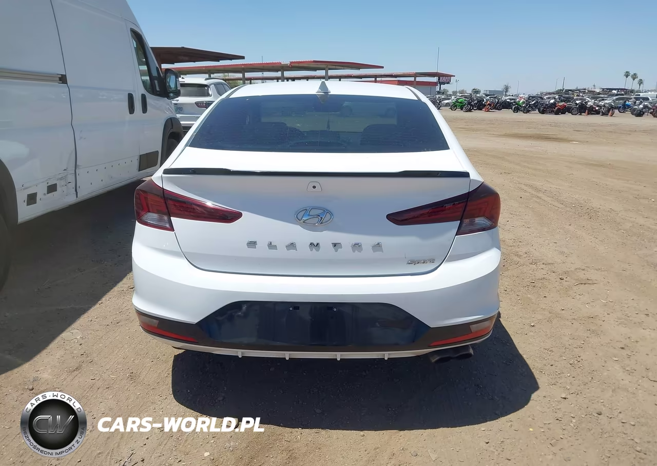 2019 Hyundai Elantra Sport VIN:KMHD04LB3KU860777 - 16