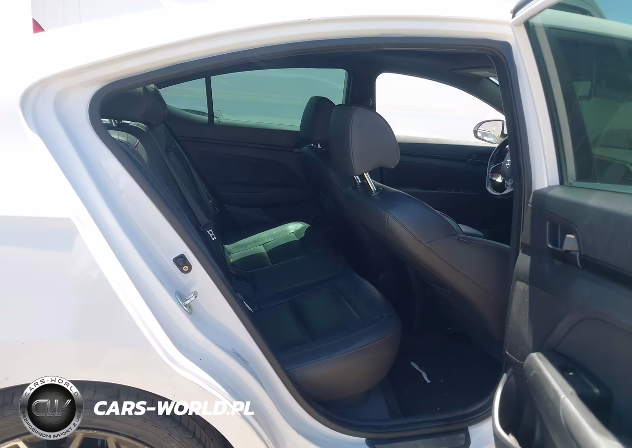 2019 Hyundai Elantra Sport VIN:KMHD04LB3KU860777 - 8