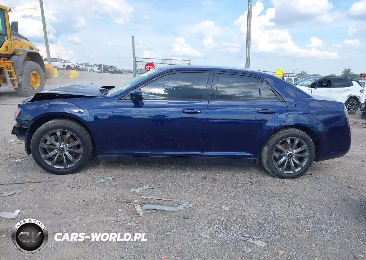 2014 Chrysler 300 300S VIN:2C3CCAGG5EH222568 - 15
