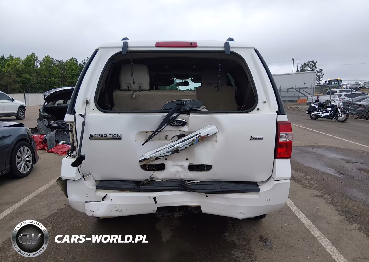 2012 Ford Expedition Limited VIN:1FMJU1K58CEF45857 - 17